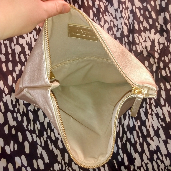 ⚜️Fawn for the Jilly Box | gold clutch⚜️ - Picture 5 of 11